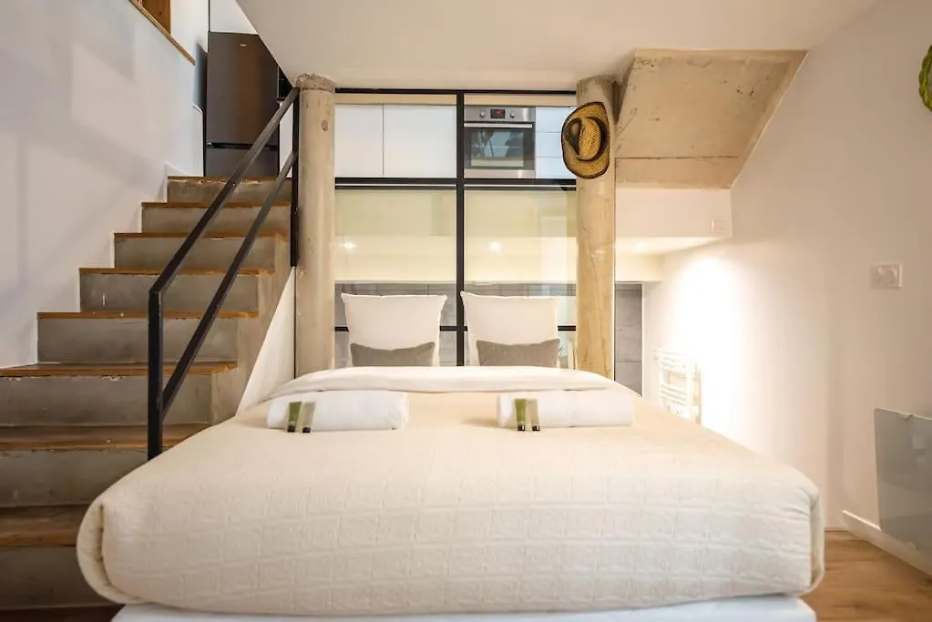 Maison De Charme Avec Terrasse Apartment Paris France
